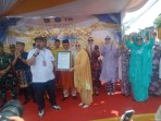 Perempuan Rokan Hilir Catatkan Rekor MURI dan Rekor Dunia Lenggang Tari Zapin Bagan Terbanyak