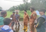 Camat Bangko Bersama PUPR Rohil Tinjau Sejumlah Titik Rawan Banjir Bagansiapiapi