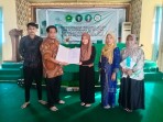 Tingkatkan Profesionalisme Dosen,  Ketua STAI Ar-Ridho Serahkan SK Inpassing dan SK SKI