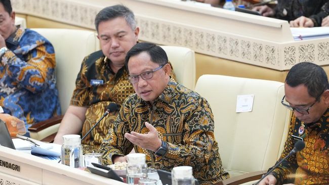 Mendagri Tito Pastikan Tidak Ada PHK Bagi PPPK di Daerah