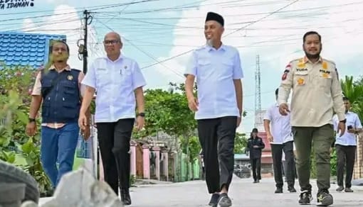 Kadis PUPR Dampingi Walikota Dumai Tinjauan Proyek Pembangunan Jalan