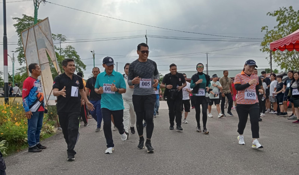 Start Fun Run Kemenpora, Ratusan Pelari Memulai Langkah Dari Depan Mess Pemda Rohil