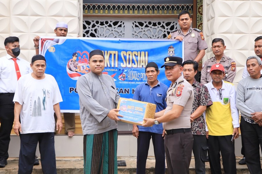HUT ke-75 Humas Polri, Polres Rohil Hadir Melalui Aksi Nyata untuk Masyarakat