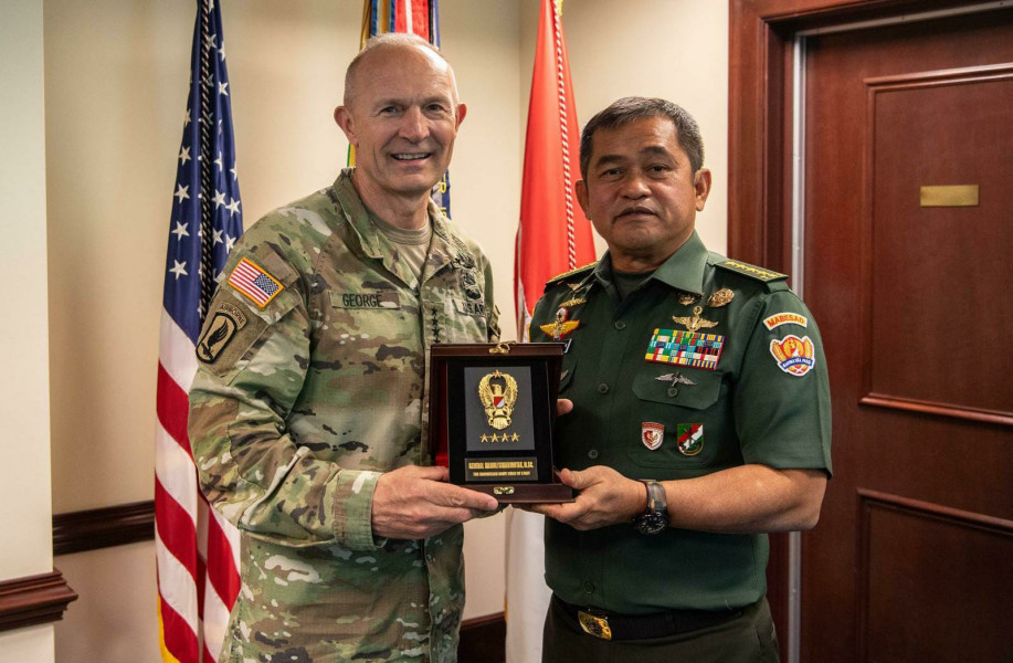 Perkuat Kemitraan Strategis, Kasad TNI Temui Kasad Amerika Serikat