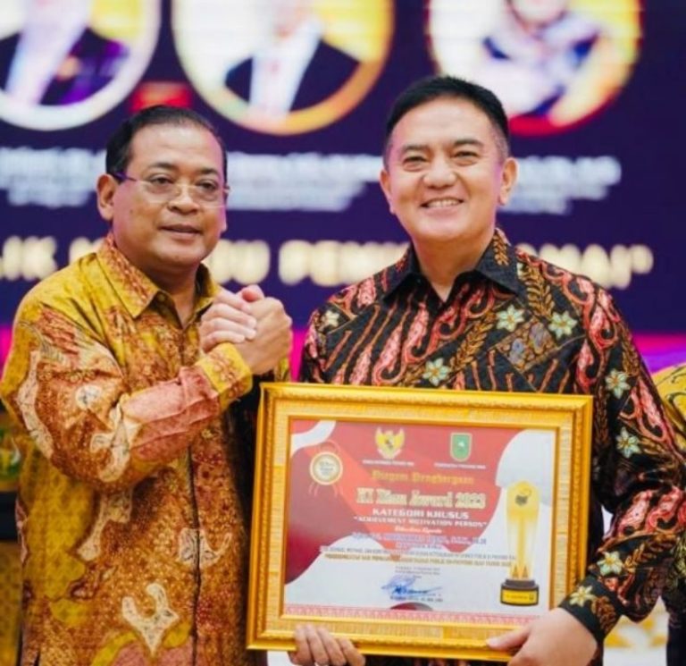 Raih Penghargaan Keterbukaan Informasi Publik dari KI Riau, Irjen Iqbal : Ini Motivasi Untuk Lebih Baik Lagi