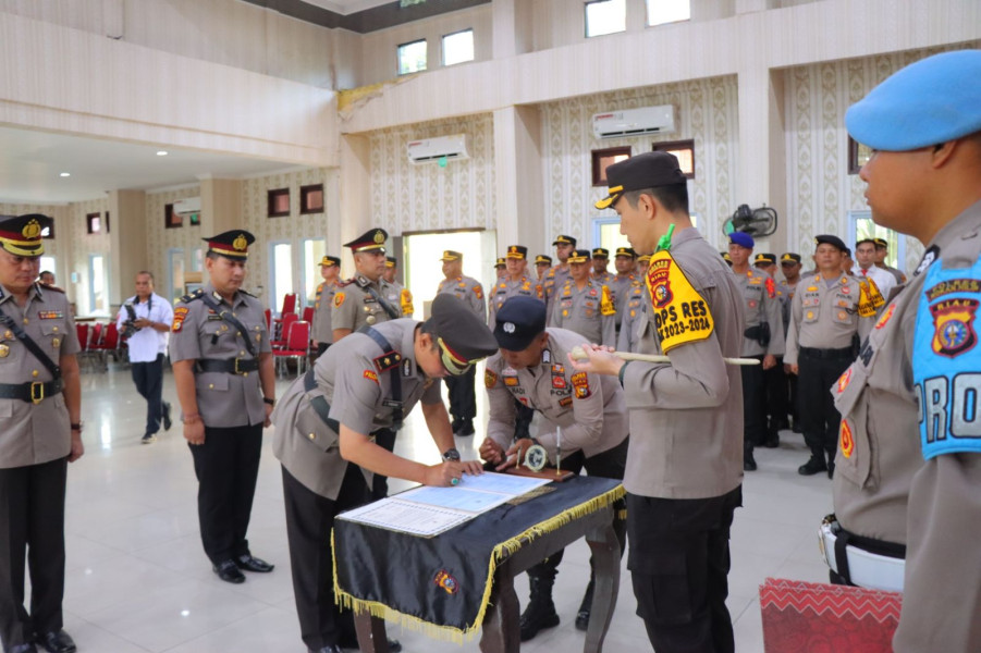 Kapolres Rohil Pimpin Upacara Sertijab Kapolsek Bagan Sinembah dan Kasat Res Narkoba