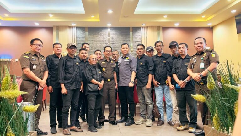 Kejaksaan Tinggi Riau Gelar Press Gathering Bersama Insan Media