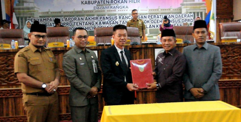 Afrizal Sintong Apresiasi Rekomendasi DPRD Terhadap LKPJ Bupati Rohil Tahun 2023