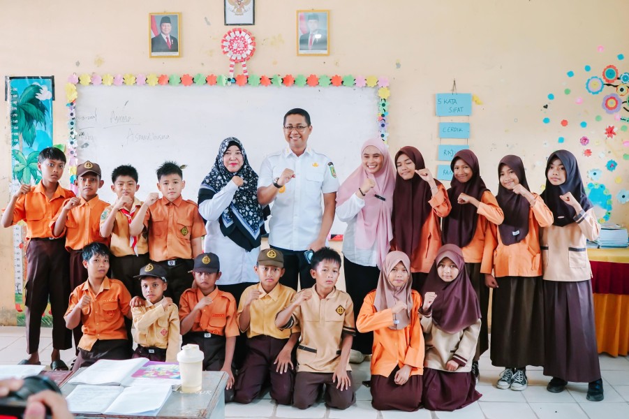 Wabup Rohil Kunjungi SD Negeri 024 Labuhan Tangga Besar