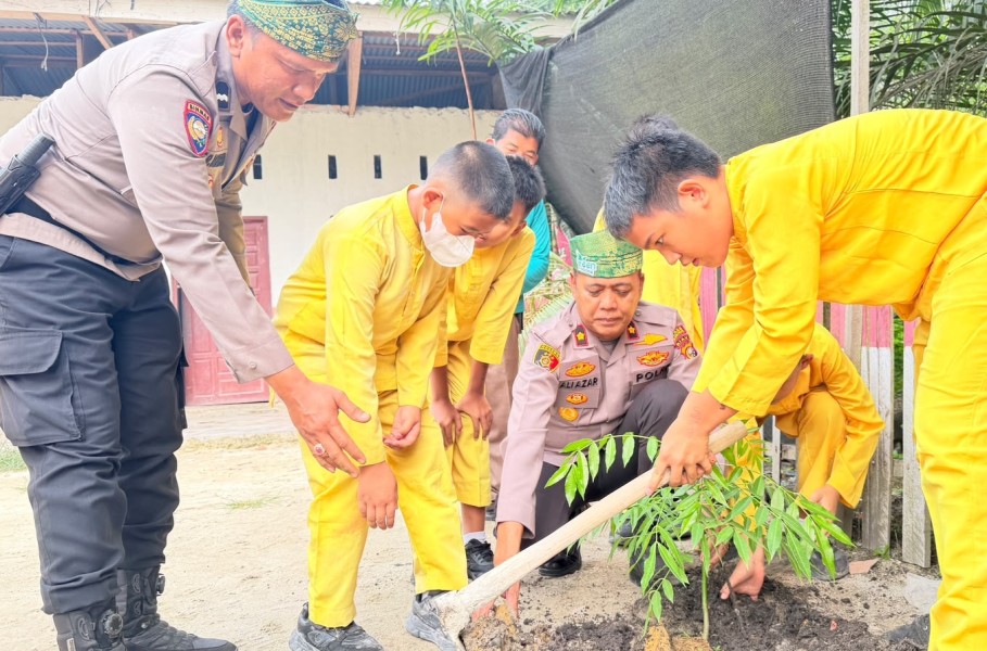 Polsek Tanah Putih Sosialisasikan Green Policing kepada Siswa SD Effata Sine