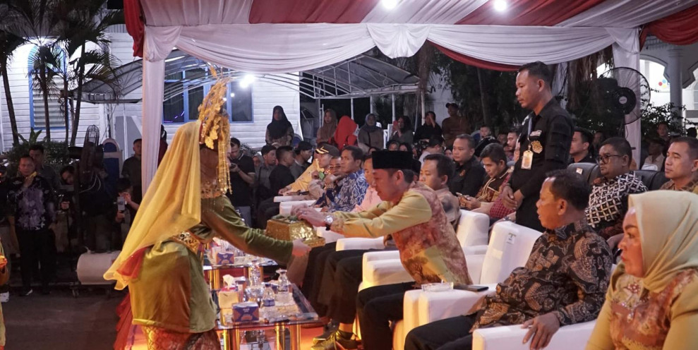Bupati Rohil Resmi Buka Festival Ekraf Kemilau Bagan