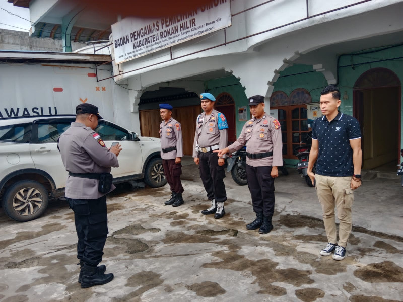 Satgas Preventif OMB Polres Rohil, Apel dan Sterilisasi Ruangan Kantor Bawaslu Rohil