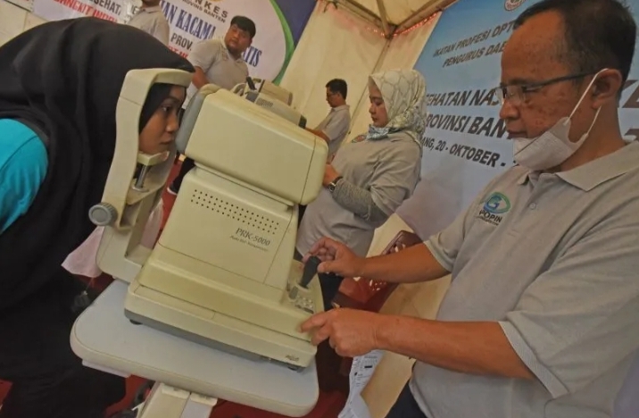 Katarak Juga Bisa Muncul Pada Usia Muda, Waspadai Pemicunya