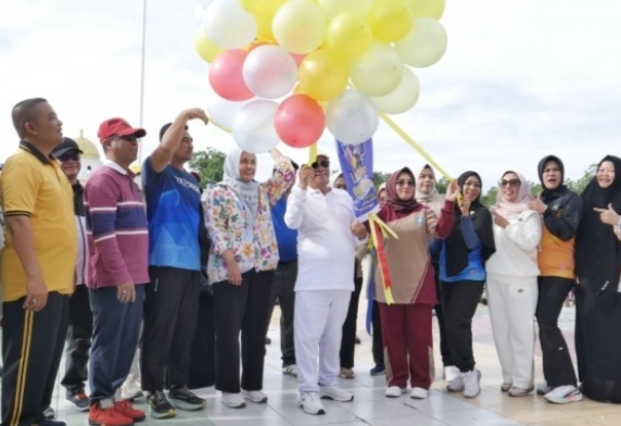 Bupati Rohil Resmikan Car Free Day di Bagansiapiapi