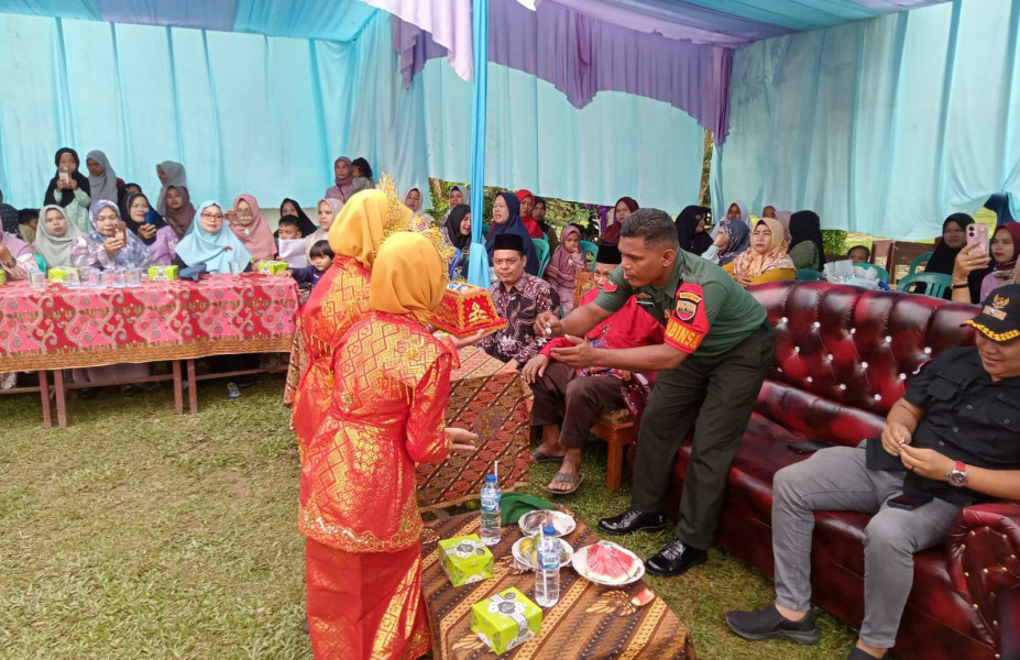 Wakili Danramil, Babinsa Koramil 12/XIII koto Kampar Hadiri Perpisahan IX Sekolah Mts Nurul Ikhlas