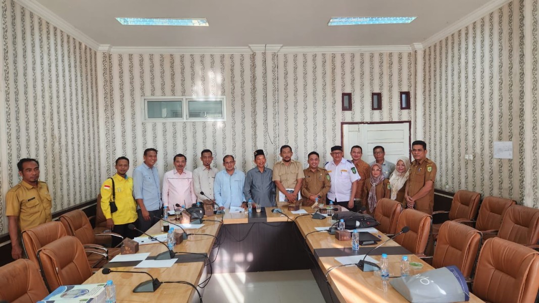 Pansus D DPRD Rohil Rapat Pembentukan Ranperda Cadangan Pangan Bersama BUMD