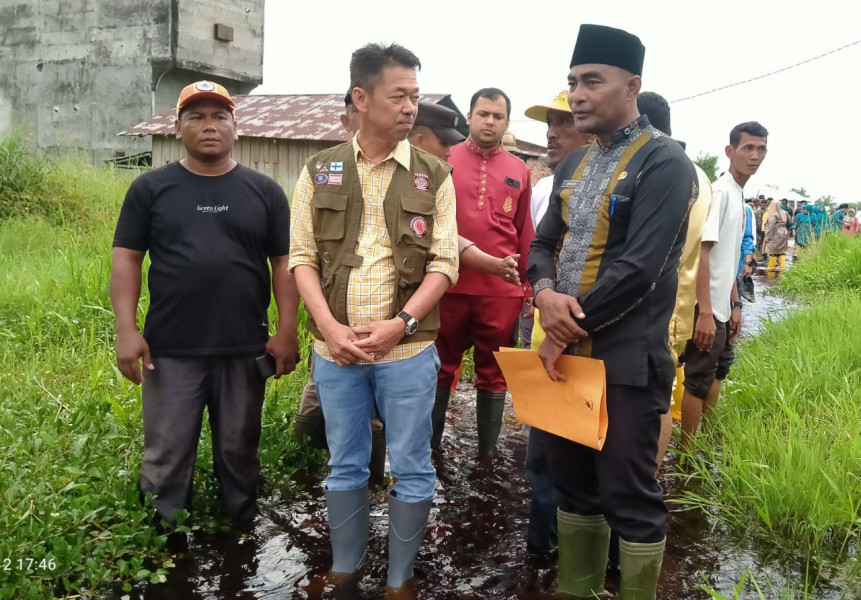 Rohil Darurat Banjir, Bupati Afrizal Sintong Minta Warga Waspada